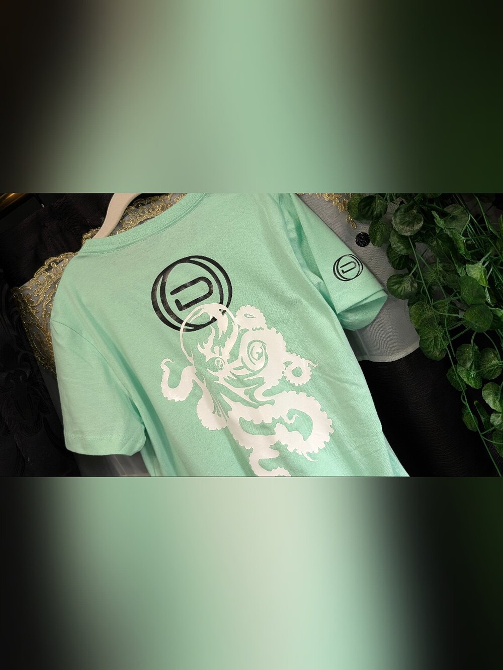 Men's Ocean Drip Mint Octopus T-Shirt SM NWT